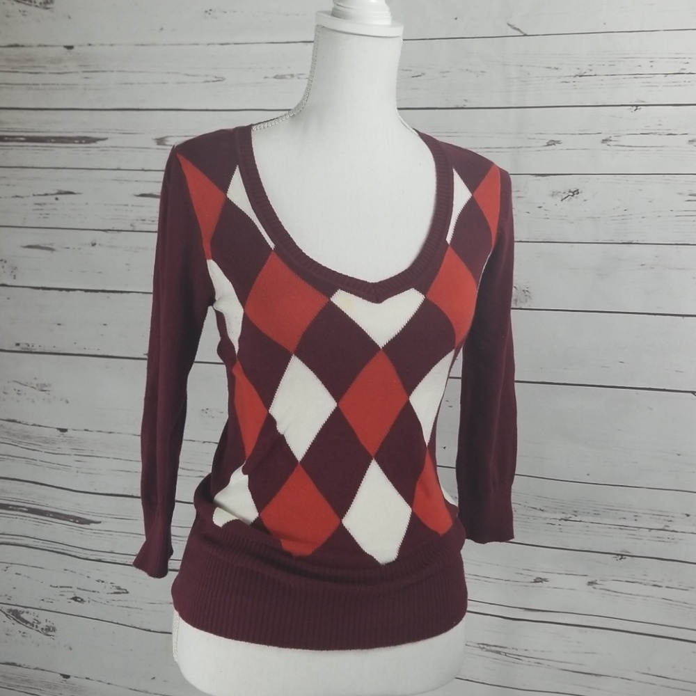 Burgundy Forever 21 Argyle Sweater Size Med